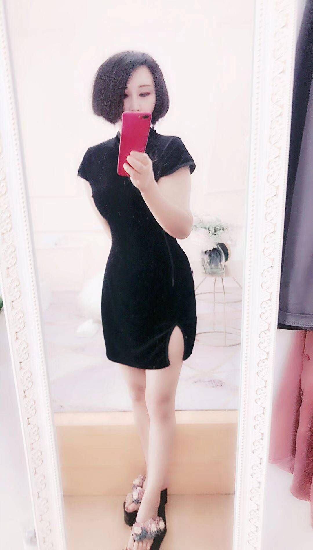 服务系熟女,胸推简直要命,太会了